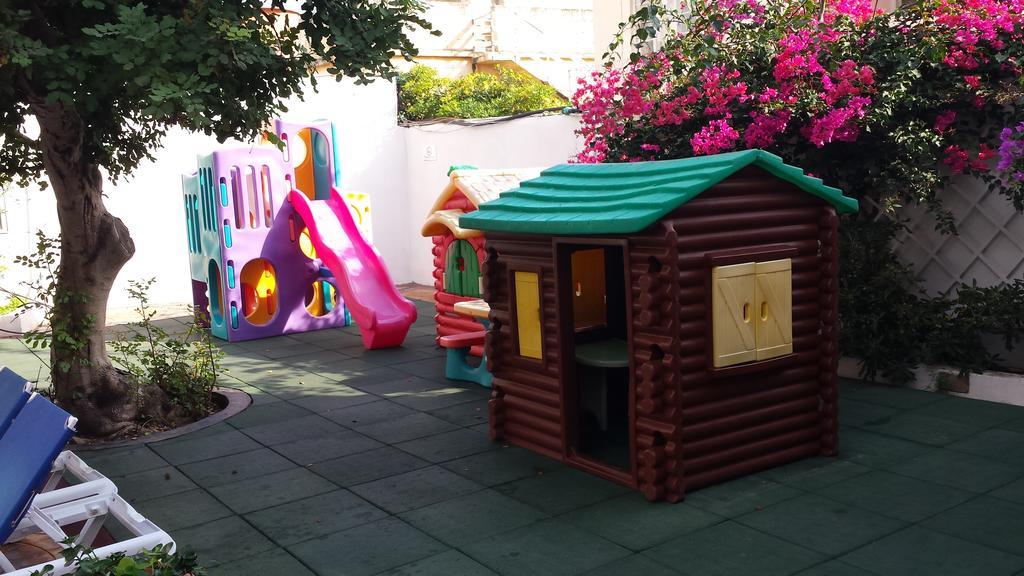 Club Salina Wharf Qawra Exterior foto