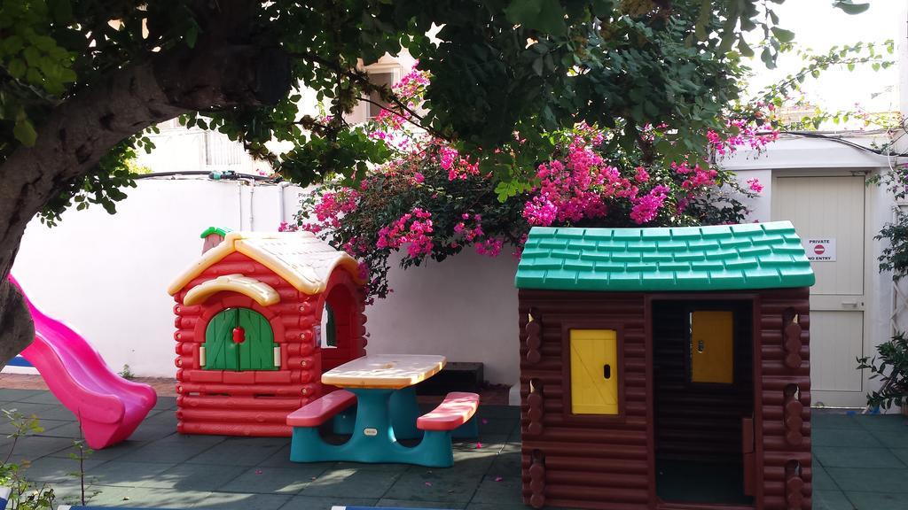 Club Salina Wharf Qawra Exterior foto